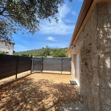 Des Diligences Διαμέρισμα Saint-Brès